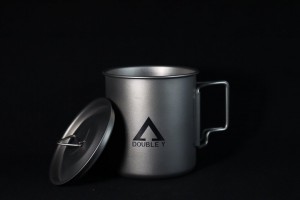 <DBY Titanium Single Wall Mug 420ml 香港加油> 附蓋